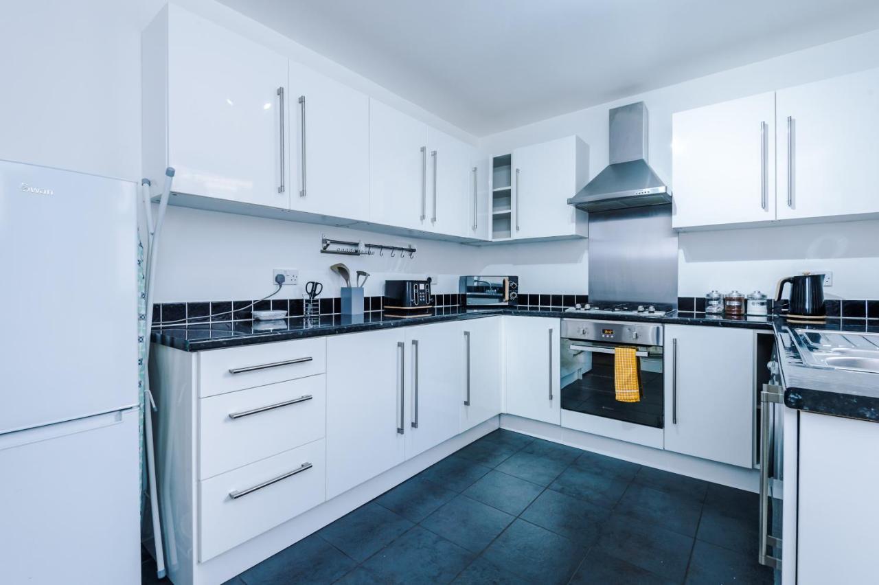 Finchley House Lovely House In Anfield, 2 Minutes Walk From The Stadium, Parking And Wifi Villa Liverpool Exterior foto